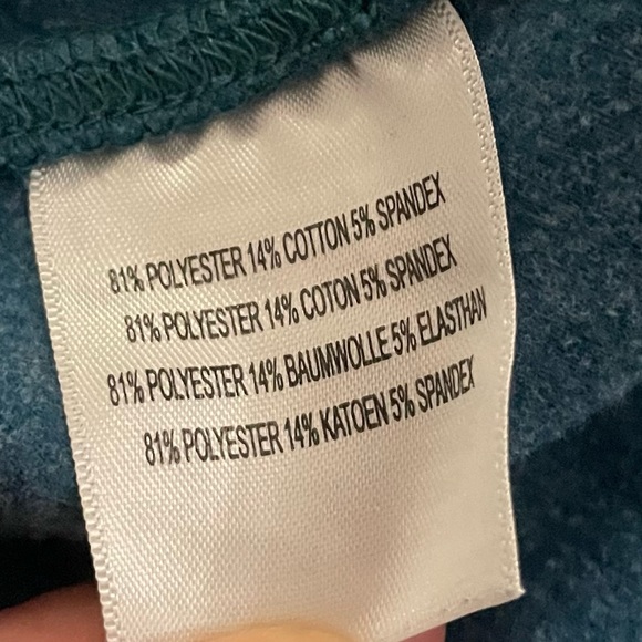 BASIN + RANGE Lightweight Pullover Fleece - Picture 5 of 6